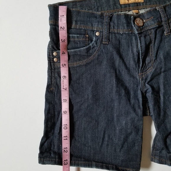 ☀️ STS Blue Dark Wash Denim Bermuda Shorts - Picture 3 of 6